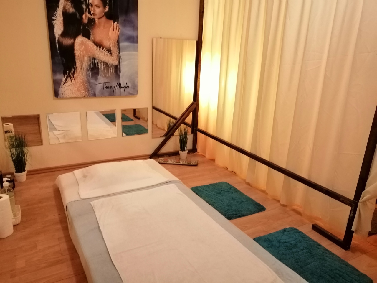 Massage sopron Alphapark Bevásárlóközpont